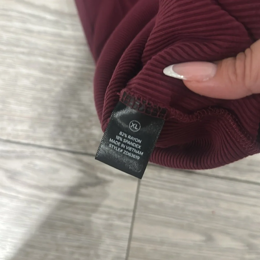 EUC Snatched Midi Dress - Burgundy Bodycon Dress - Picture 7 of 7